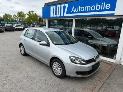 Gebraucht VW Golf VI Comfortline 105 PS (77 kW) 2011 Andere Kleinwagen