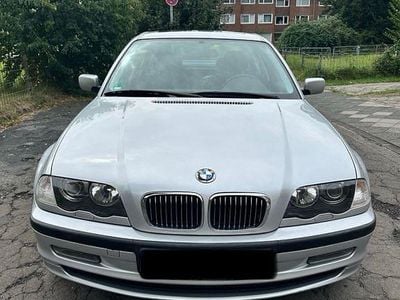 BMW 325