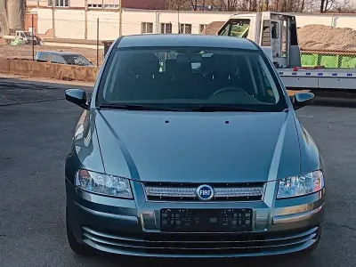 Usata Fiat Stilo 105 CV (77 kW) 2006 Grigio Berlina