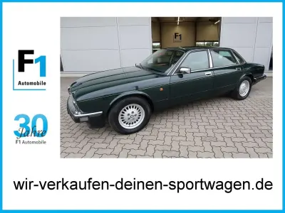 Gebraucht Jaguar XJ40 199 PS (146 kW) 1992 Brookland green Limousine