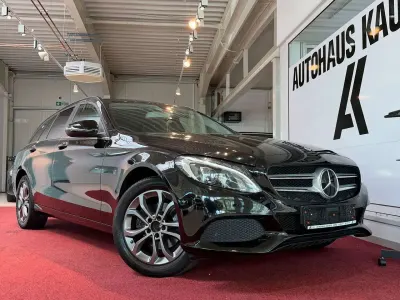 Gebraucht Mercedes C220 170 PS (125 kW) 2018 Schwarz Kombi