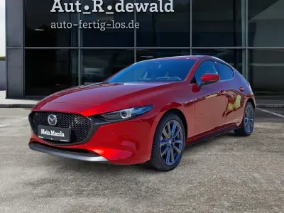 Neu Mazda 3 Exclusive-Line 140 PS (102 kW) 2026 Soul red crystal metallic Limousine