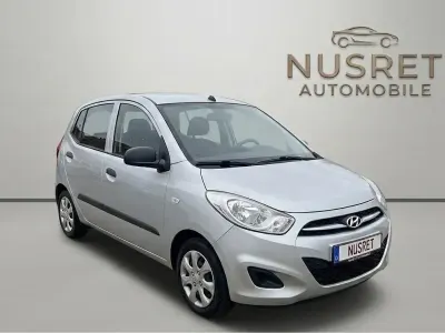 Gebraucht Hyundai i10 75 PS (55 kW) 2013 Silber Kleinwagen
