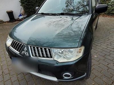 Second-hand Mitsubishi L200 2010 Verde Pickup