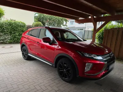 Gebraucht Mitsubishi Eclipse Cross Edition 163 PS (119 kW) 2018 Rot SUV