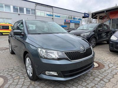 Gebraucht Skoda Fabia Ambition 110 PS (80 kW) 2016 Grau Limousine
