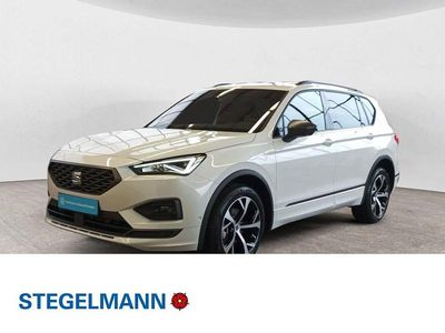 Weiß ("orix" weiss) Gebraucht 2024 Seat Tarraco Beats SUV | 33.780 € (Fairer Preis)