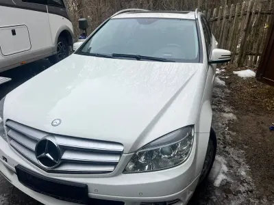 Gebraucht Mercedes C220 170 PS (125 kW) 2011 Weiß Kombi
