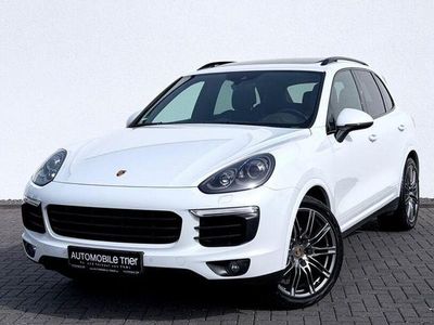 Gebraucht Porsche Cayenne Platinum Edition 262 PS (192 kW) 2016 Carraraweiss/gletscherweiss (metallic) SUV