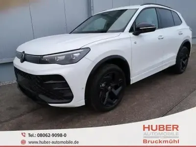Nouă VW Tiguan R-line 150 CP (110 kW) 2026 Gri SUV