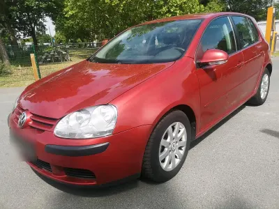 Gebraucht VW Golf IV 105 PS (77 kW) 2005 Rot Limousine