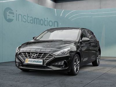 Gebraucht Hyundai i30 Trend 120 PS (88 kW) 2022 Schwarz
