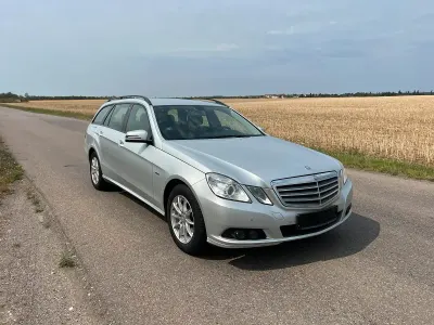 Gebraucht Mercedes E200 136 PS (100 kW) 2011 Silber Kombi