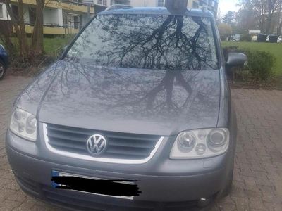 Gebraucht VW Touran 140 PS (102 kW) 2006 Grau Van / Kleinbus