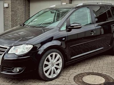 Occasion VW Touran R 140 PK (102 kW) 2009 Zwart MPV