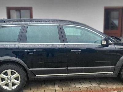 Second-hand Volvo XC70 Kinetic 215 CP (158 kW) 2012 Negru Break