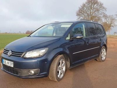 Blau Gebraucht 2012 VW Touran Highline Van / Kleinbus | 11.700 € (Teuer)