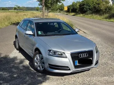 Gebraucht Audi A3 105 PS (77 kW) 2011 Silber Kleinwagen