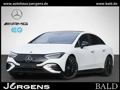 Używany Mercedes EQE300 AMG 180 kW (245 KM) 2024 Biały Sedan/Limuzyna