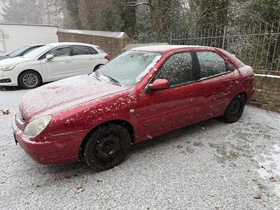 Rot Gebraucht 2002 Citroën Xsara Limousine | 800 €