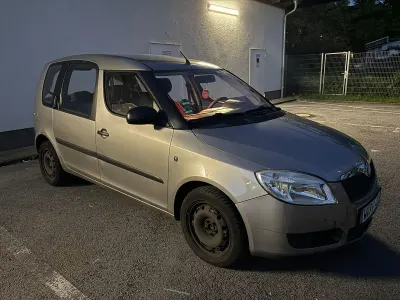 Gebraucht Skoda Roomster 86 PS (63 kW) 2009 Grau Van / Kleinbus