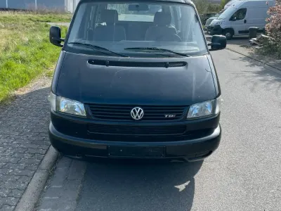 Używany VW T4 151 KM (111 kW) 1998 Czarny Van
