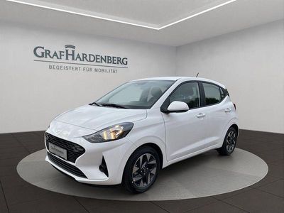 Weiß Neu 2025 Hyundai i10 Trend Kleinwagen | 17.990 € (Etwas zu teuer)