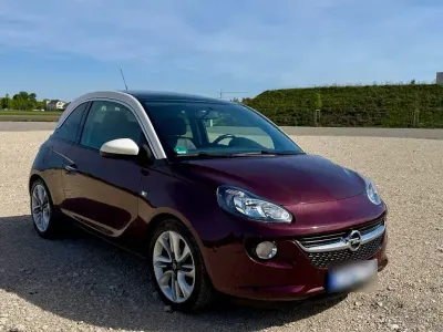 Usata Opel Adam Glam 87 CV (63 kW) 2015 Andere farben Utilitaria