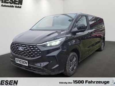 Gebraucht Ford Tourneo Titanium 150 PS (110 kW) 2024 Schwarz Van / Kleinbus