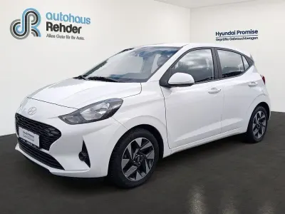 Gebraucht Hyundai i10 Trend 63 PS (46 kW) 2025 Weiß Kleinwagen