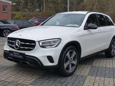 Weiß Gebraucht 2022 Mercedes GLC300 Night SUV | 34.990 € (Guter Preis)