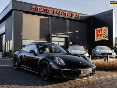 Porsche 911 Carrera 4S