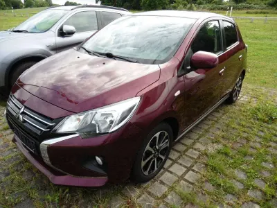 Gebraucht Mitsubishi Space Star Spirit+ 71 PS (52 kW) 2021 Bordeauxrot Kleinwagen