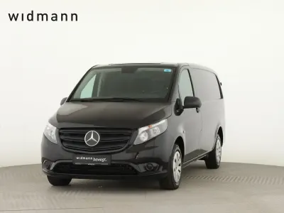 Gebraucht Mercedes Vito 136 PS (100 kW) 2022 Obsidianschwarz metallic Van