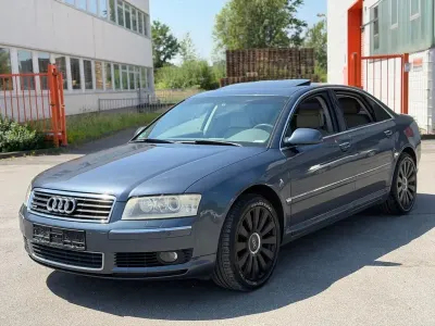 Gebraucht Audi A8 334 PS (245 kW) 2004 Blau Limousine