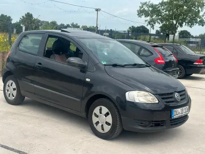 Gebraucht VW Fox 65 PS (47 kW) 2006 Schwarz Kleinwagen