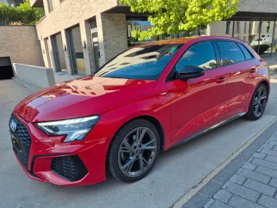 Gebraucht Audi A3 S-Line 150 PS (110 kW) 2022 Rot Limousine