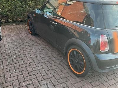 Gebraucht Mini Cooper 90 PS (66 kW) 2006 Schwarz Kleinwagen