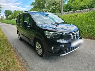 Gebraucht Opel Combo Life 130 PS (95 kW) 2018 Schwarz Van / Kleinbus