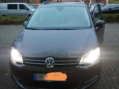 Gebraucht VW Sharan 180 PS (132 kW) 2015 Braun Van / Kleinbus