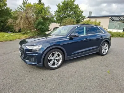 Gebraucht Audi Q8 Sport 231 PS (169 kW) 2024 Blau SUV