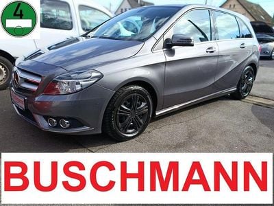 Usata Mercedes B180 122 CV (89 kW) 2013 Grigio Monovolume