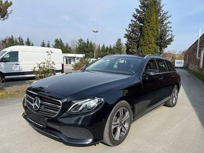 Usata Mercedes E220 194 CV (142 kW) 2019 Nero Berlina
