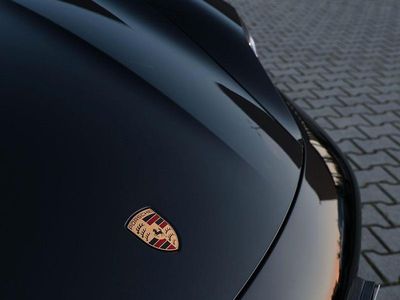 Usado Porsche Taycan 300 kW (408 HP) 2024 Preto Coupé