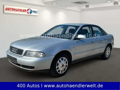 Używany Audi A4 Comfort 101 KM (74 kW) 1998 Srebrny Sedan/Limuzyna