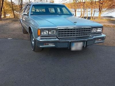 Begagnad Chevrolet Caprice 150 HK (110 kW) 1981 Andere farben Sedan