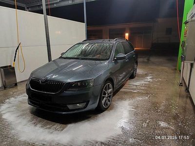 Grau Gebraucht 2016 Skoda Octavia Style Kombi | 7.600 € (Teuer)