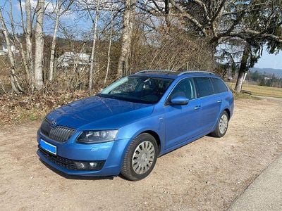 Gebraucht Skoda Octavia Joy 150 PS (110 kW) 2016 Blau Kleinwagen