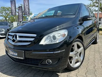 Używany Mercedes B200 AMG 136 KM (100 kW) 2005 Czarny Minivan