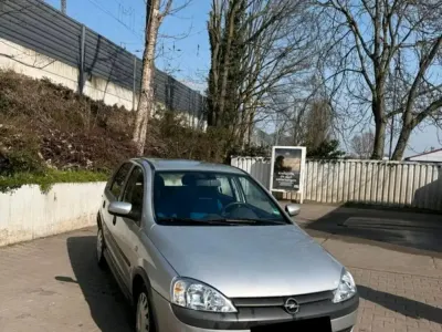 Gebraucht Opel Corsa 57 PS (41 kW) 2002 Silber Kleinwagen